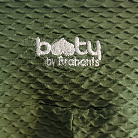 Booty by Brabants Women’s OS Sage Green CROCO SKIN LEGGINGS - Picture 6 of 10